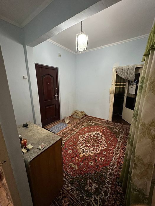 Срочно 3 комнатная квартира, 6м балкон