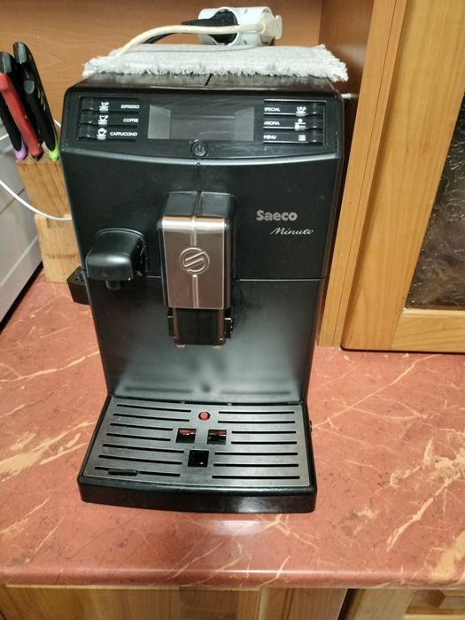 Vând aparat cafea saeco