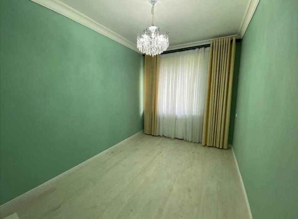 Продаётся Минор Ц5, 3/4/4 кирпичный дом, ор-р Метро минор