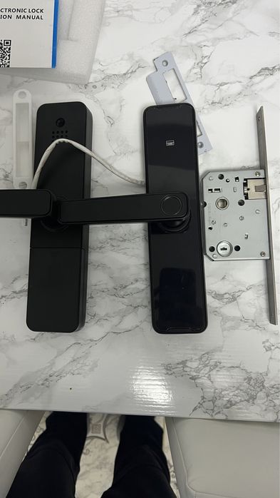 Yala smart pentru usa