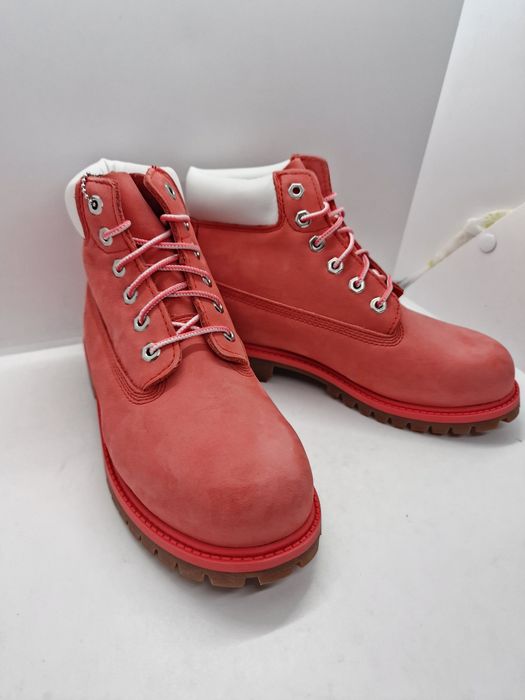 Ghete Timberland Premium 6 inch nr. 35,39 lucrate cu 36,39.5