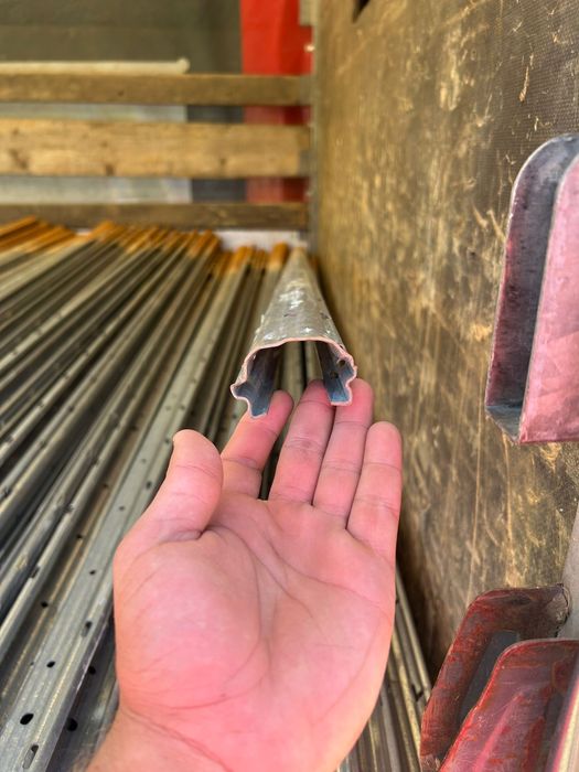 Vand spaleri metalici zincati