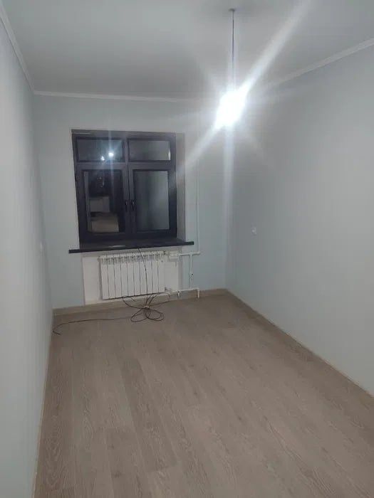 Продажа Чиланзар 23 квартал 2/2/5 Кирпичный дом, смежка, балкон 2*6