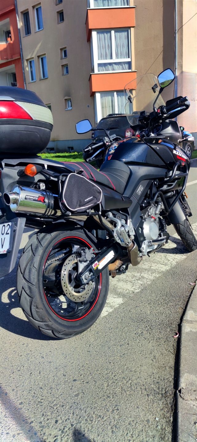 Vând Kawasaki KLV 1000 ( Suzuki V-strom 1000)