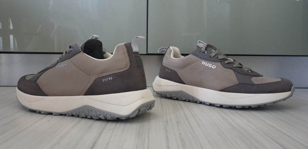 Hugo Boss  43/27.5 - 28см  НОВО! ОРИГИНАЛ! Мъжки Спортно - елегантни!