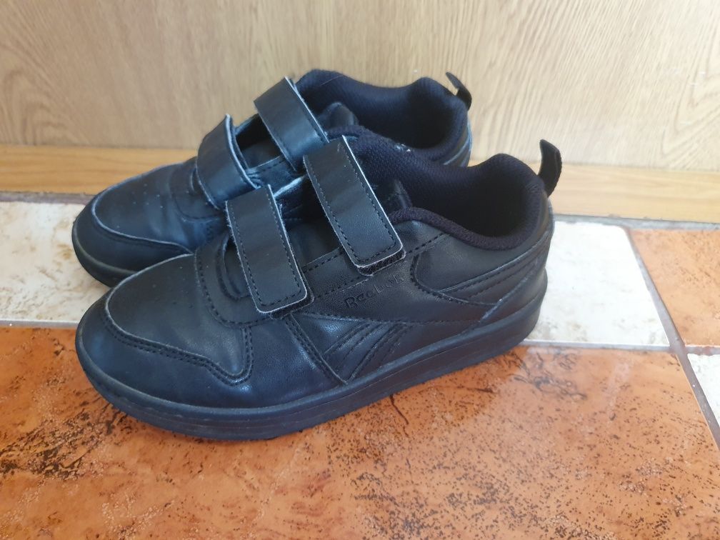 Adidași Reekook 32