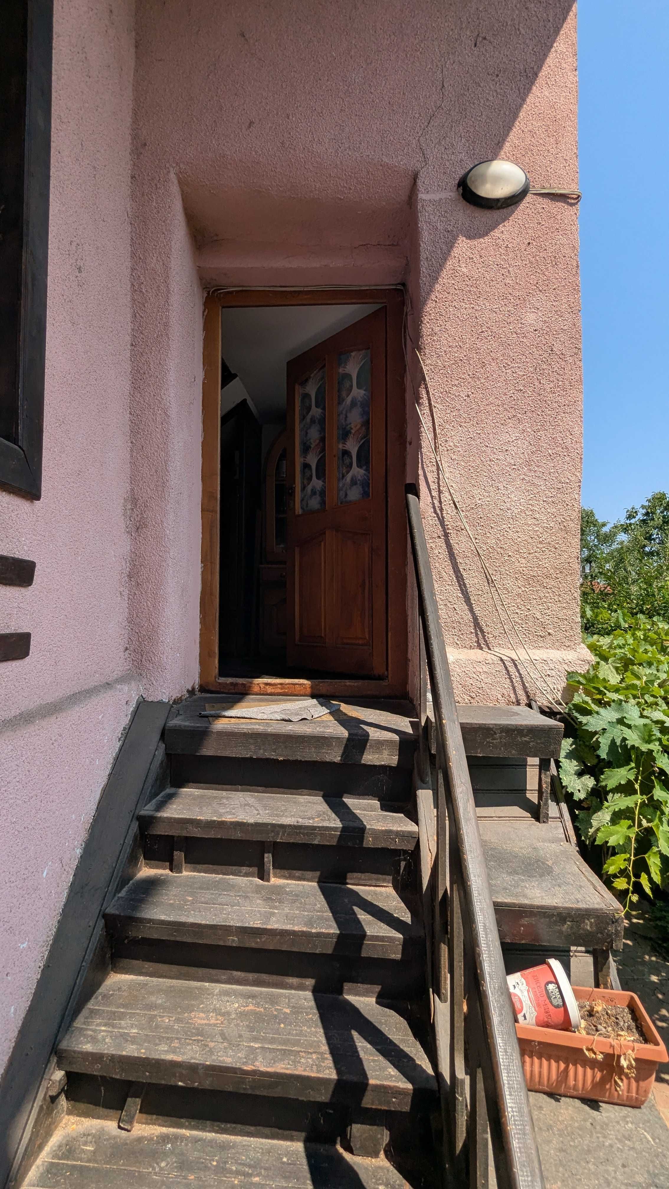 Продавам къща в гр. Ябланица, обл. Ловеч