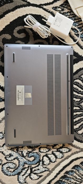 Huawei d16 yangidey xolati ideal aliyumuniy korpus