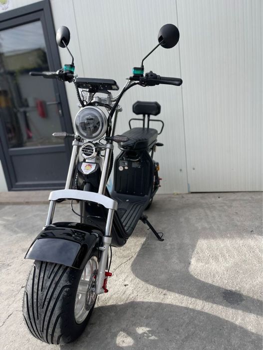 Scuter electric cu cartela 2000W