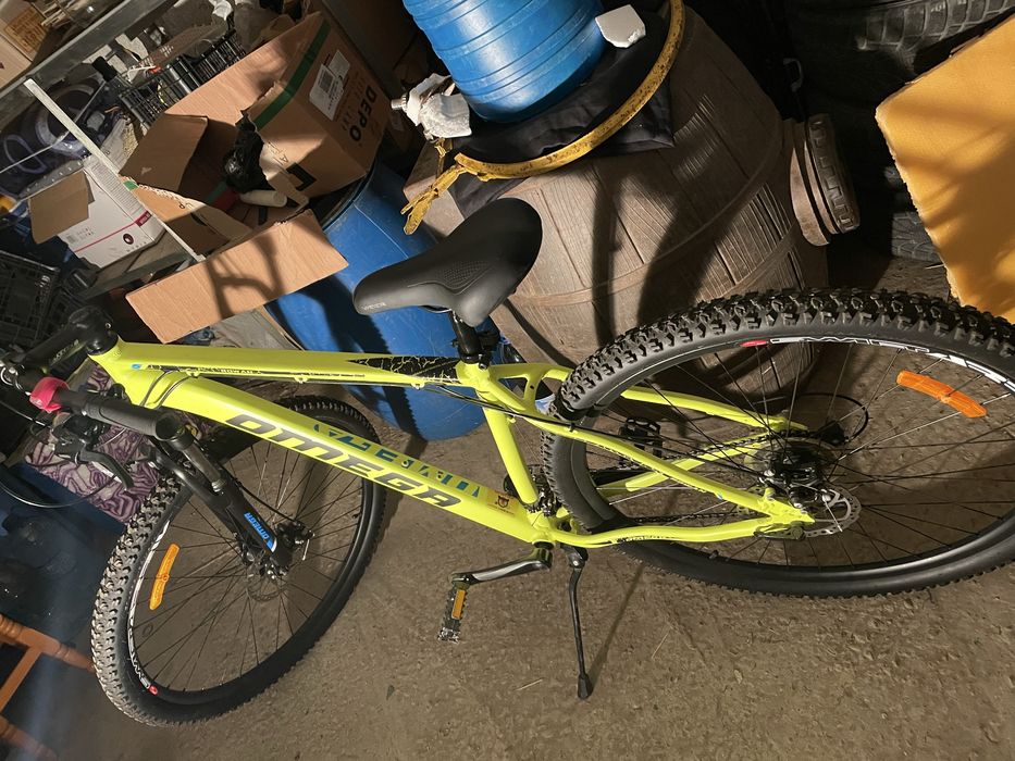 Vând bicicleta,Omega
