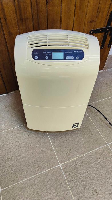 Dezumidificator Trotec TTK 100 E, 30l/24h