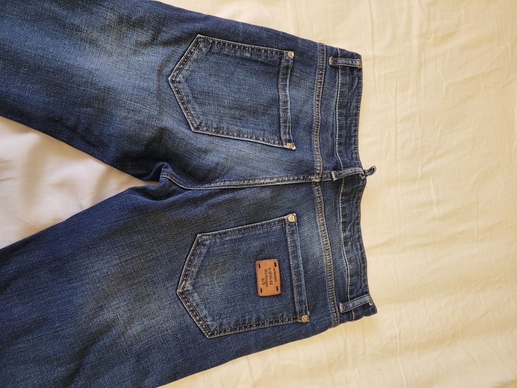 Dsquared2 оригинални дънки