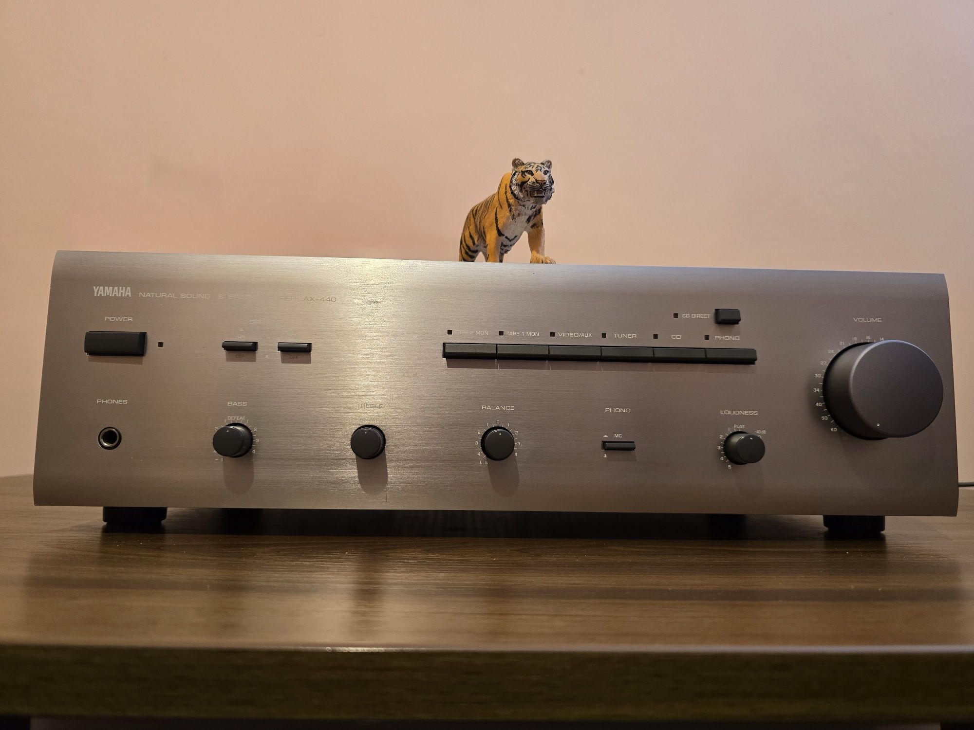Yamaha AX-440. Amplificator de excepție. Made in Japan. Preț fix !