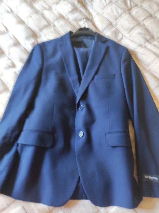 Продам школьную форму