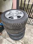 Set Jante 15' Aliaj, Mazda, cu Anvelope de IARNĂ și Prezoane -ca noi