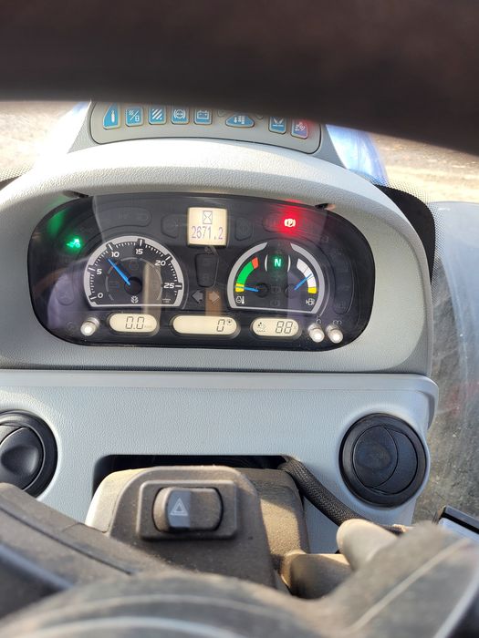 Tractor T6125S +Hardi Navigator 3000