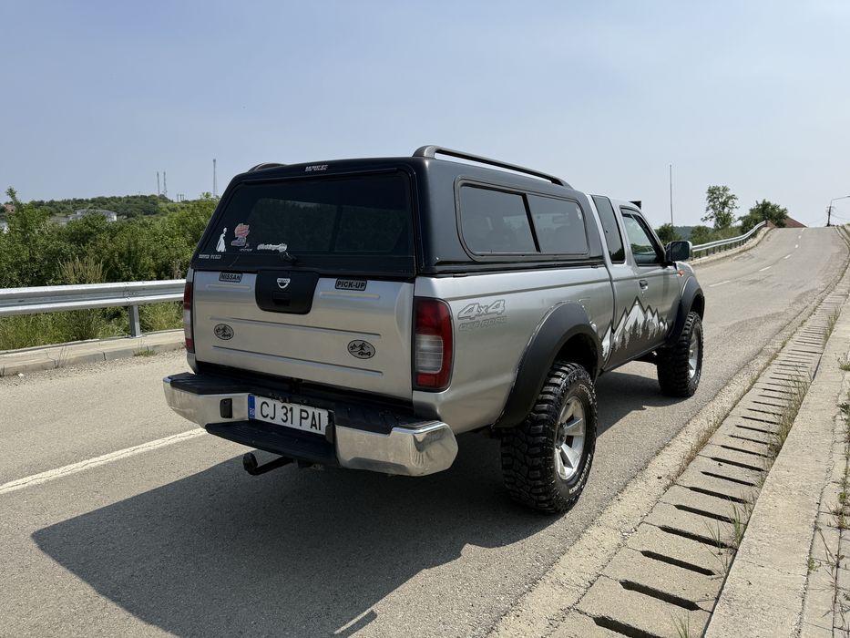 Nissan Navara D22 2.5 diesel 133cp autoutilitar 4 locuri 2003