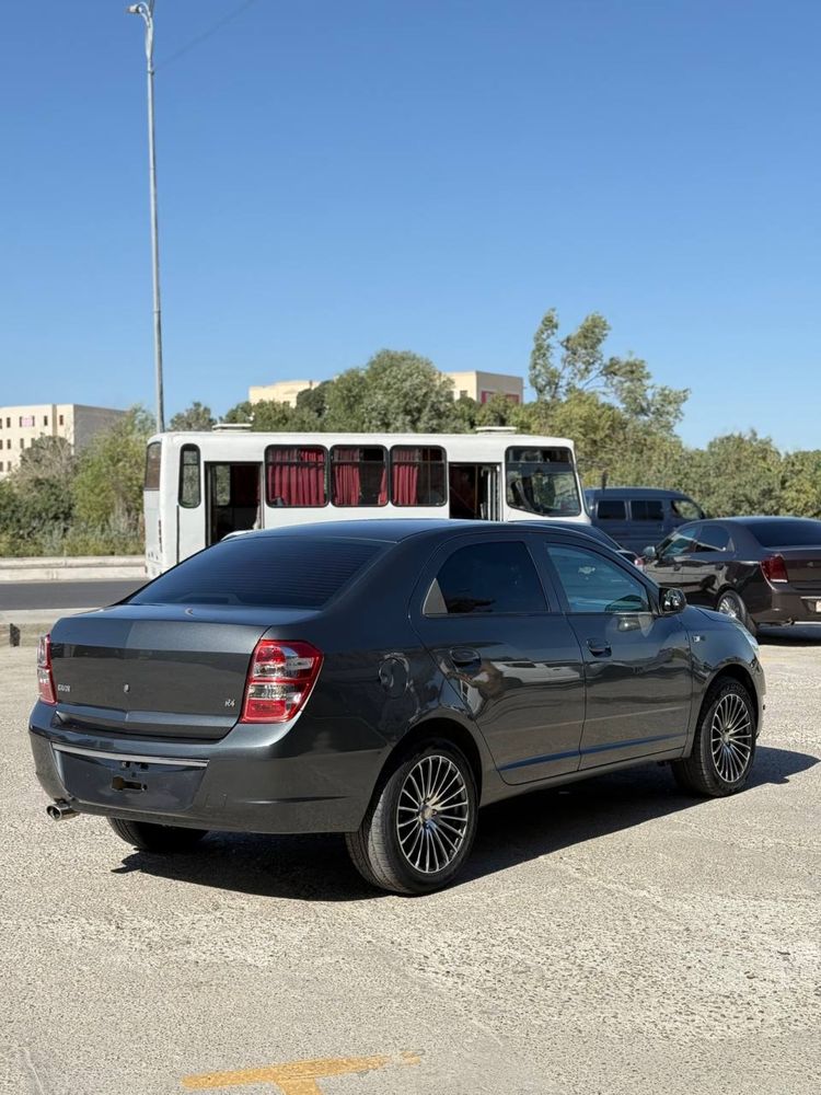 Срочна кобалть Ravon R4 Evro  автомат 2020га 2021 сотилади