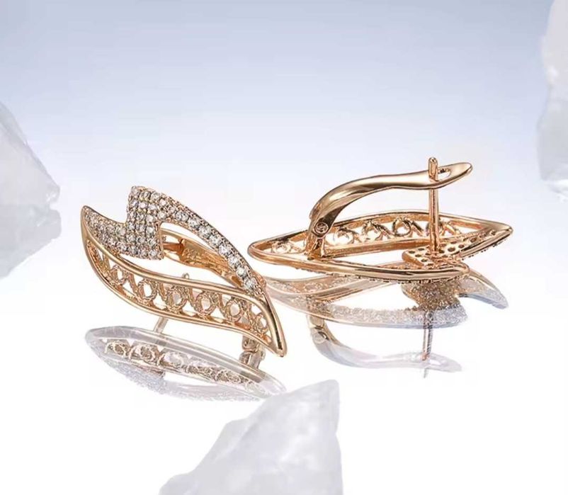 GP13, cercei placati aur 14k,incuietoare sigura,noi/marcati,zirconiu