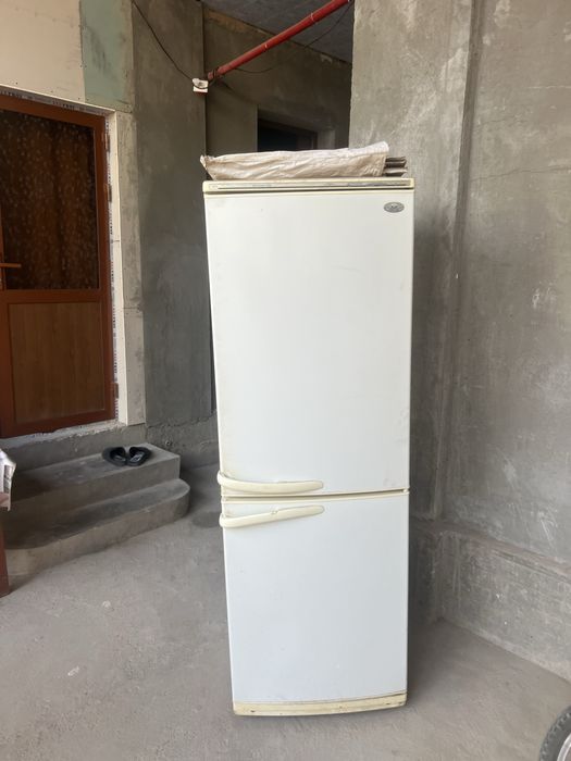 Холоделниа Атлант 2 камерный