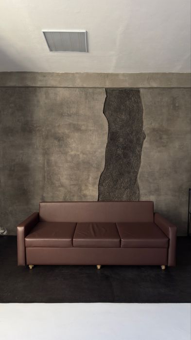 Диван из эко кожи 2 метра