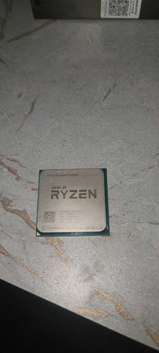Продам Ryzen 3 2200G