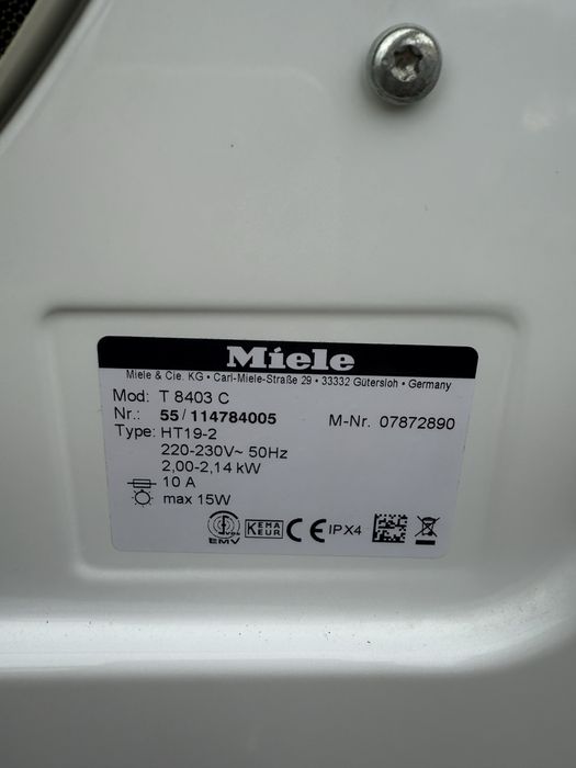 Сушилня с ваничка за вода Miele
