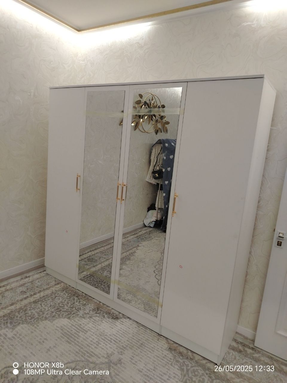 Shkaf sotiladi dastafka ustanovka bepul