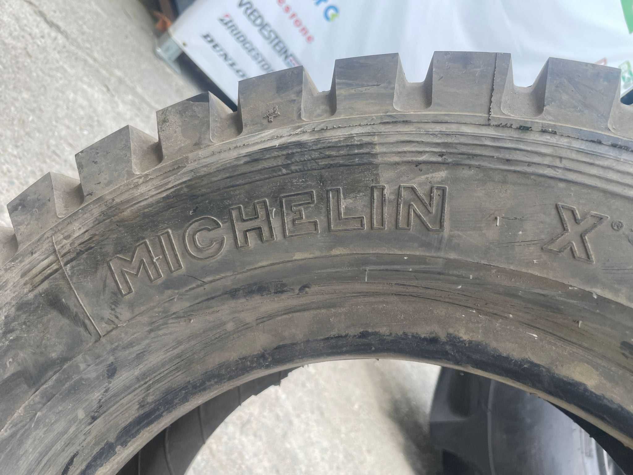 Cauciucuri 28x9r15 MICHELIN  Radiale cu garantie pentru stivuitor