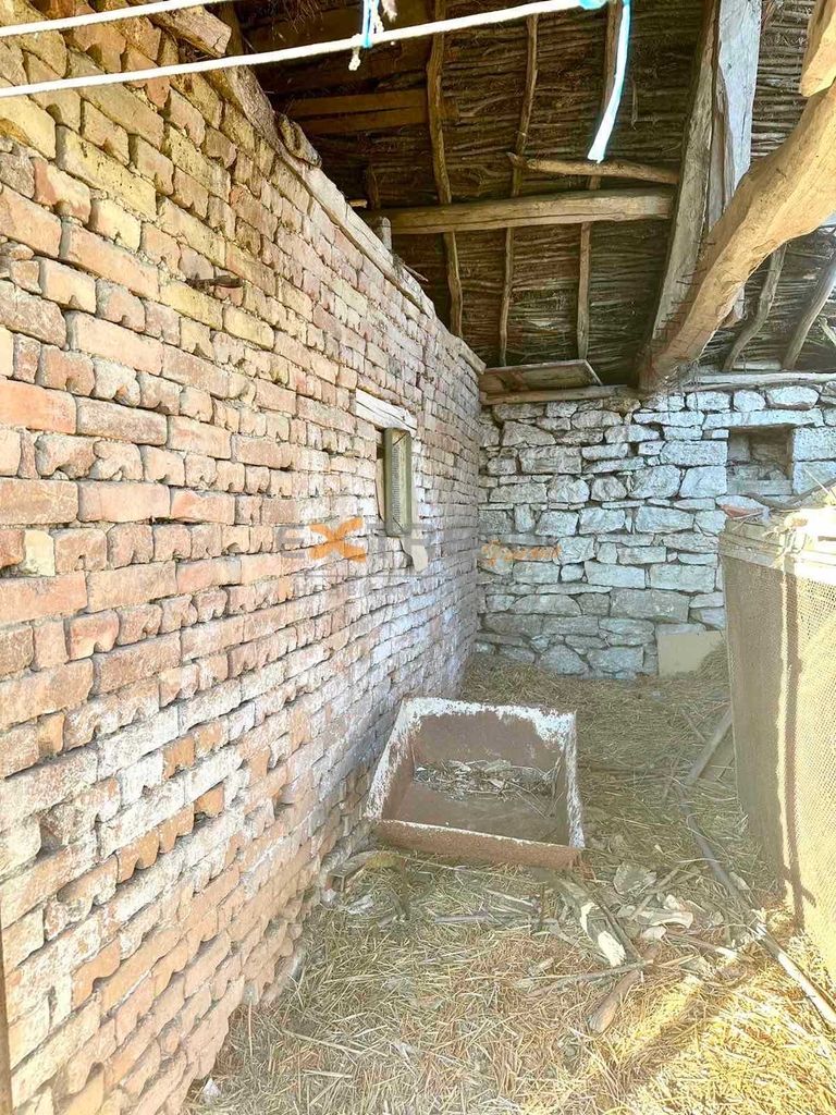 Продава се Къща в с. Изгрев, Област Варна - 246 кв.м за 236 €/кв.м - Снимка #9