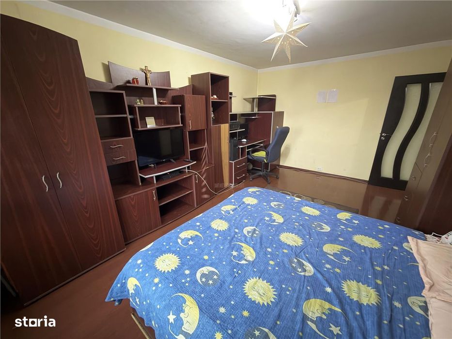 Apartament 3 camere decomandat str Gradinarilor