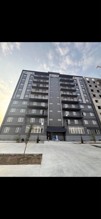 Fargona shaxarda airaport oldida 2 xona kvartira sotiladi