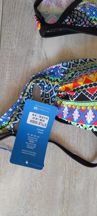 Три броя нови бански