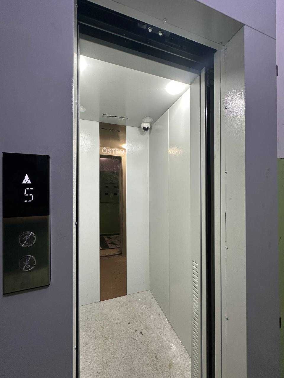 Own apartment for rent: 3-room, Afrosiab street, Oybek metro 5min