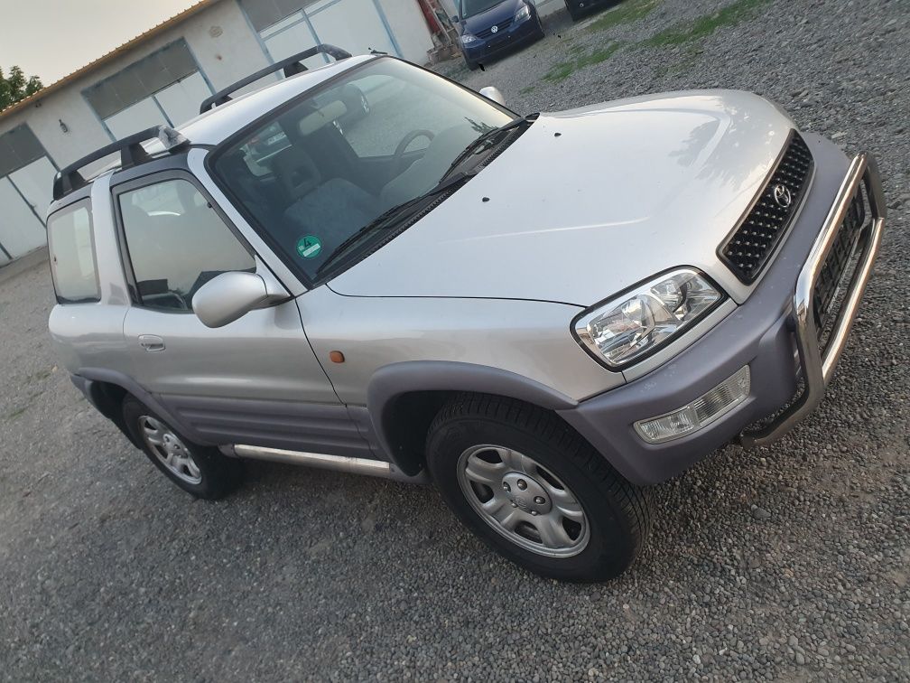 Toyota Rav 4 An 1998 Motor 2.0 benzina