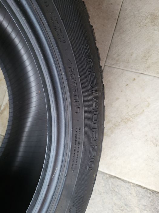 4бр 275/45/20 и 305/40/20 нокиан много запазени малко карани като нови