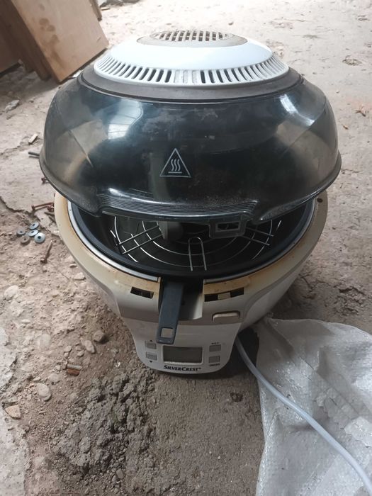 Vand fripteoza si aspirator