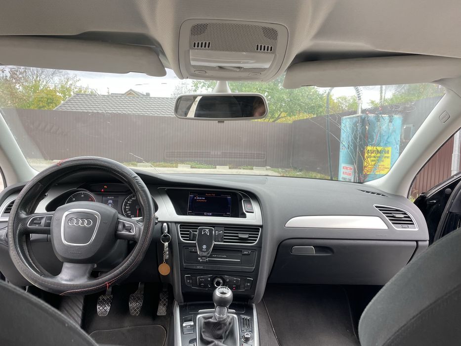 Audi A4,negru 2010 2.0 diesel