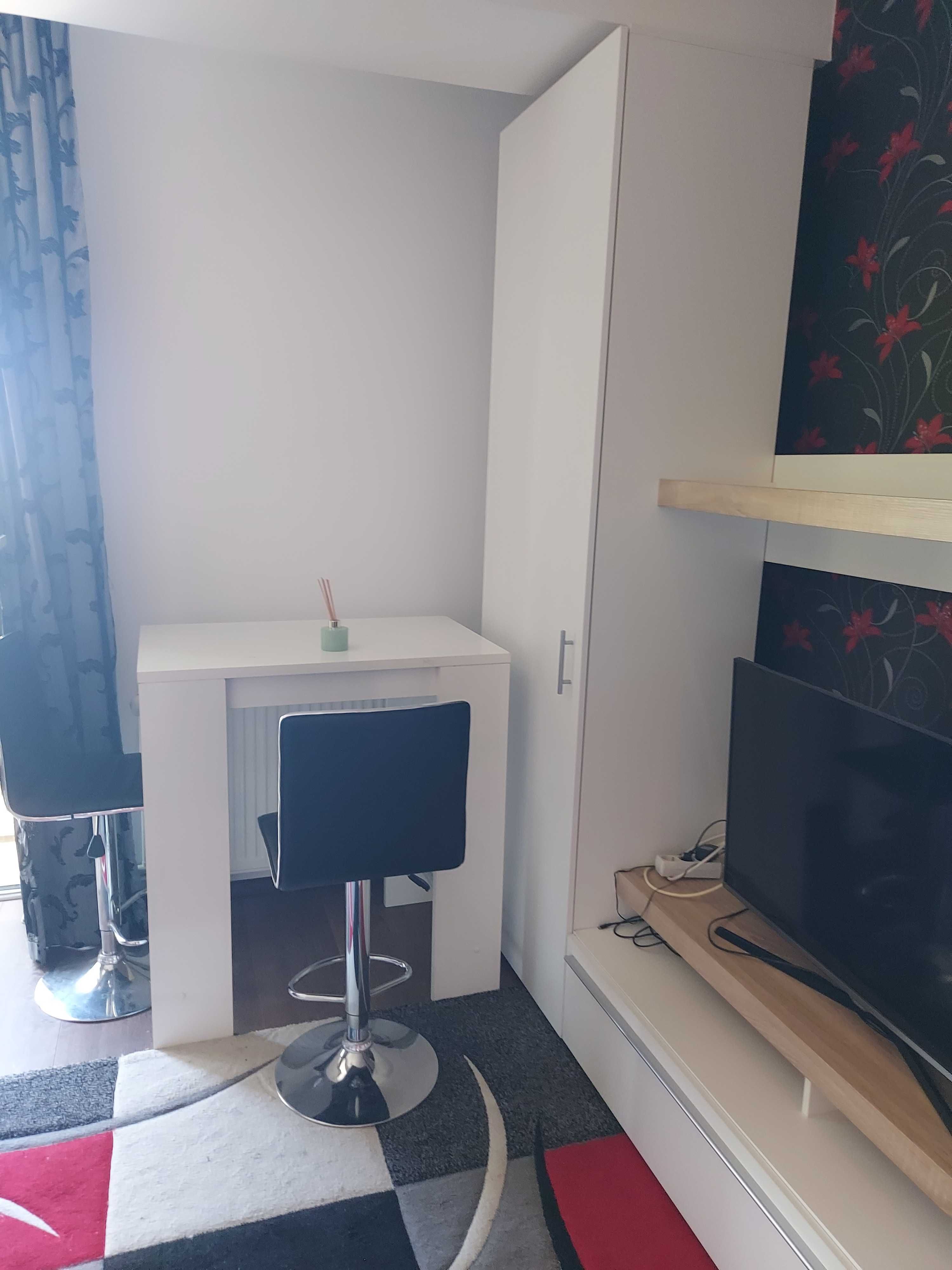 Persoana fizica inchiriez apartament 2 camere