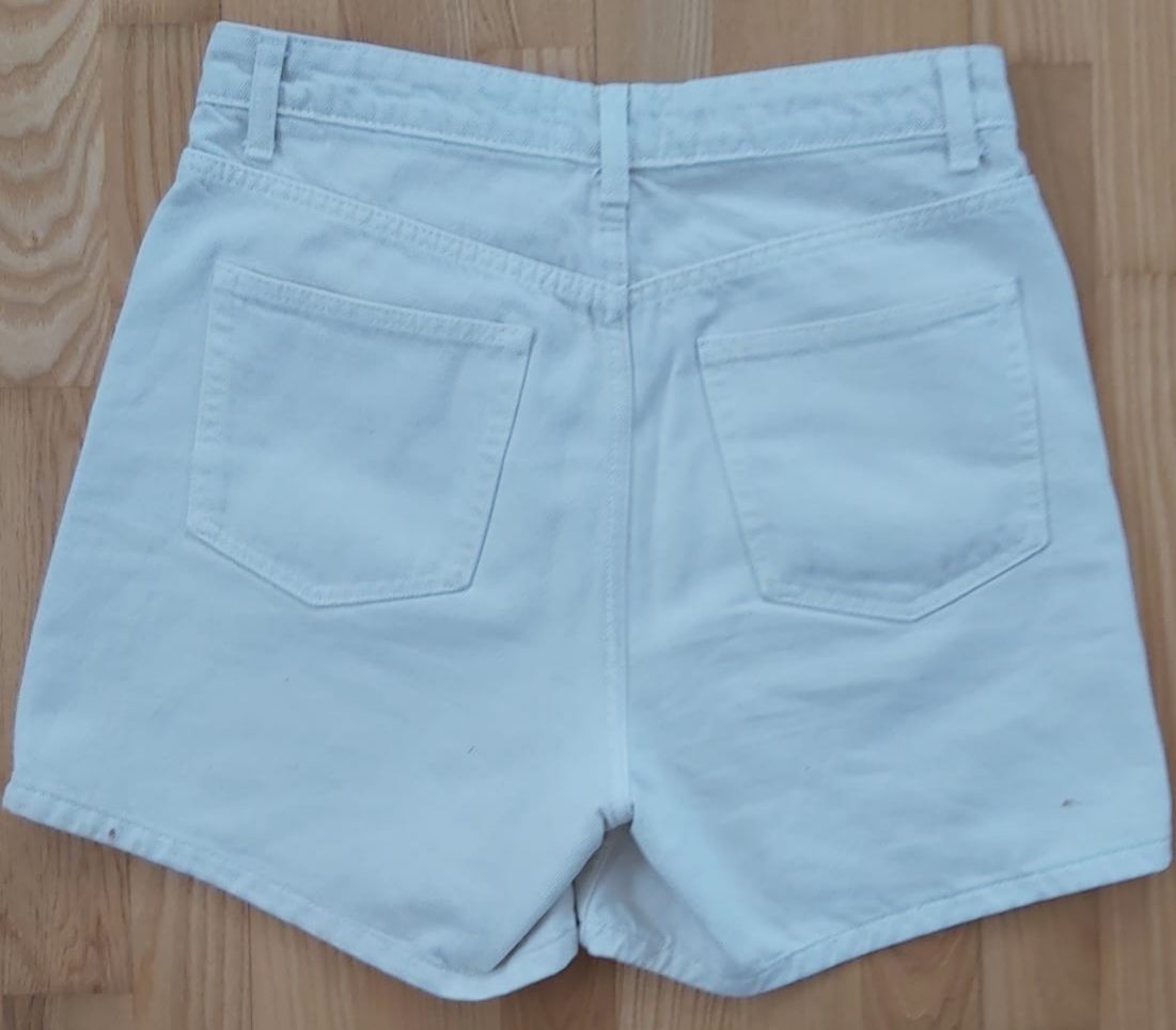 Pantaloni scurti dama, blug, Zara, originali, marimea 38