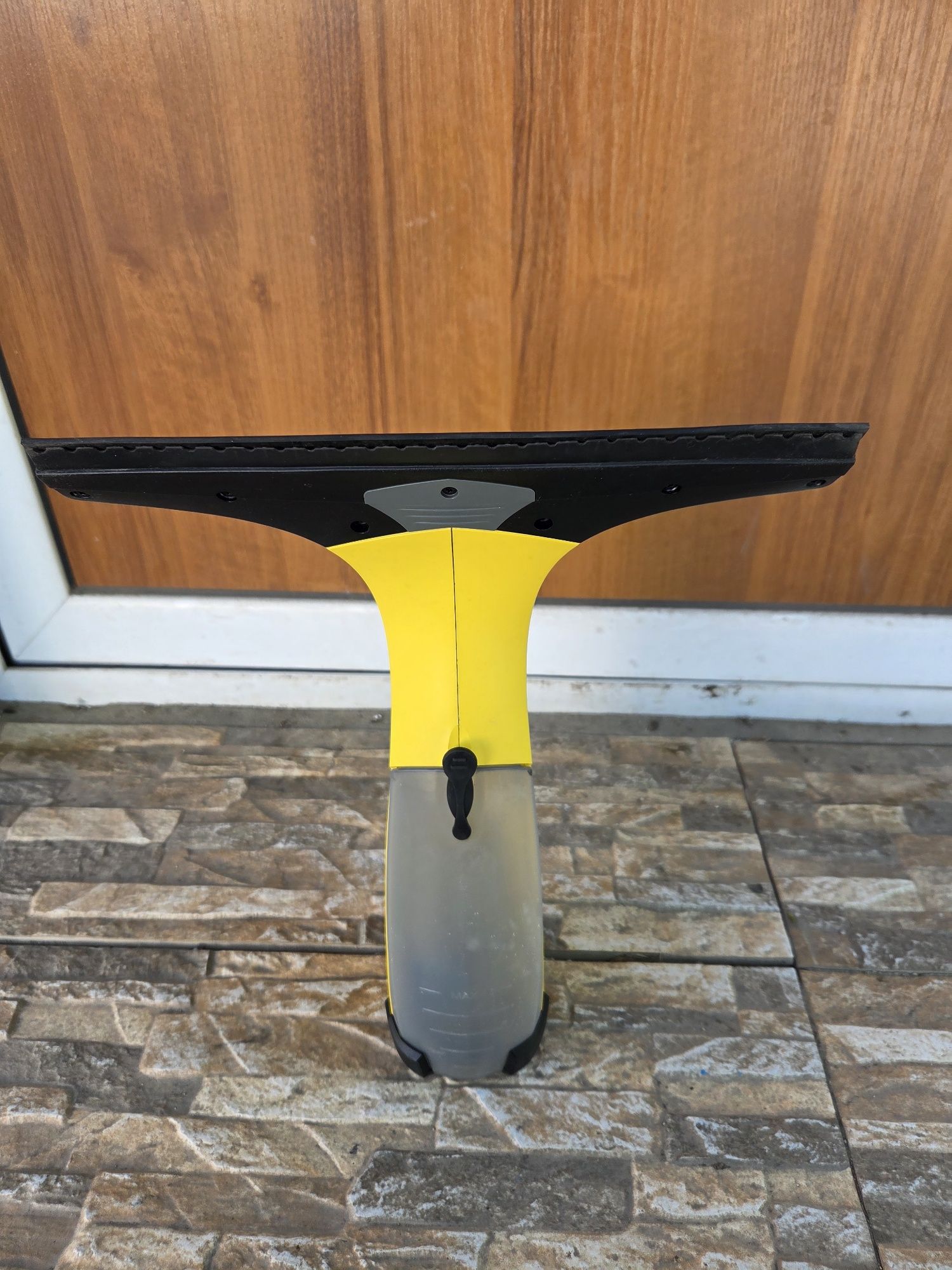 Karcher стъклочистачка акумолаторна