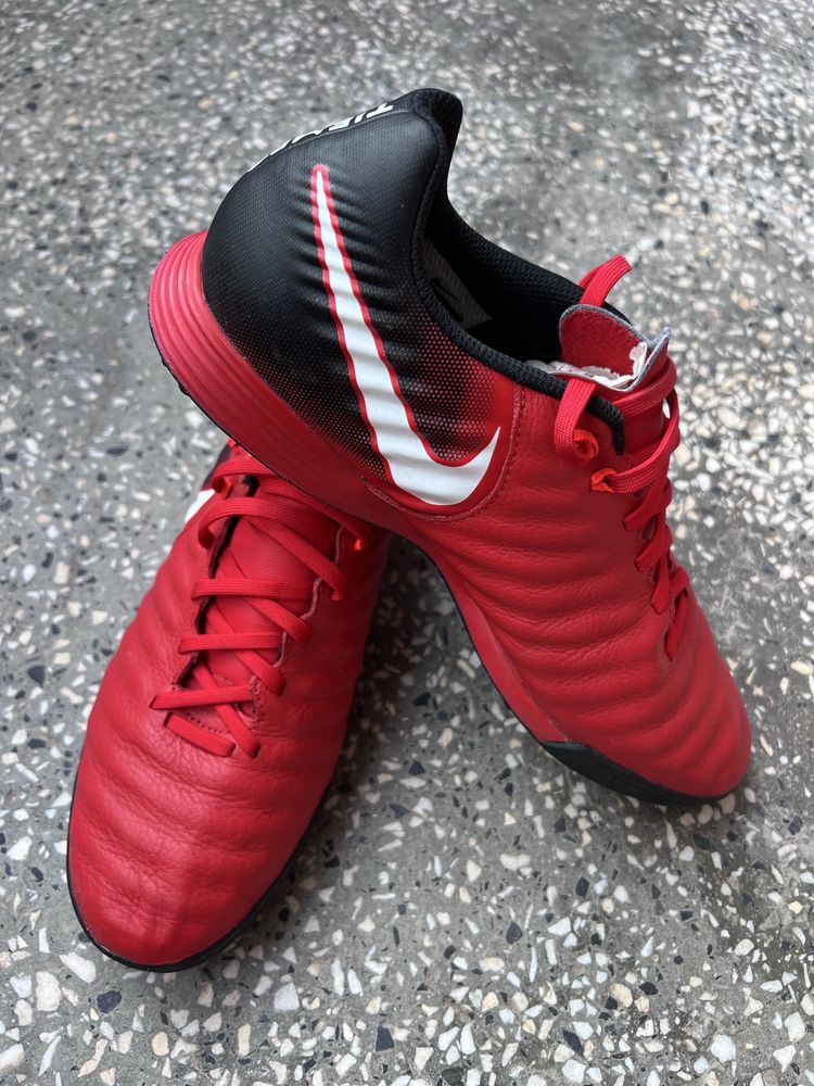 Стоножки Nike Tiempo-X 43