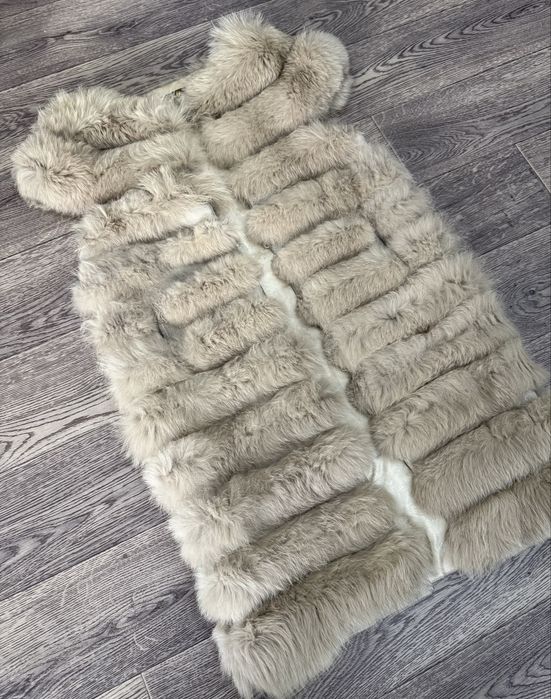 Желетка меховая , кролик