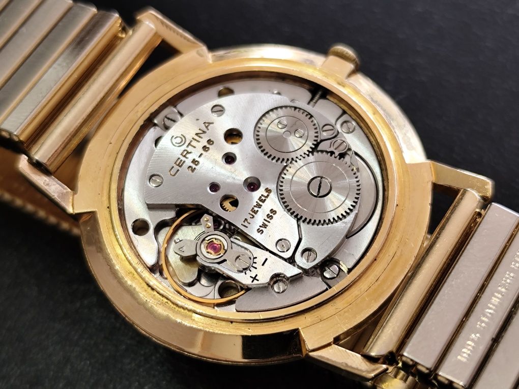 CERTINA 17J Gold / Швейцарски Часовник / 1960г.