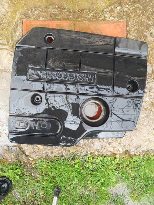 Mitsubishi space star на части