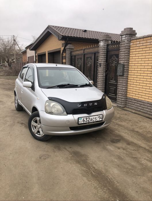 Toyota vitz 2000