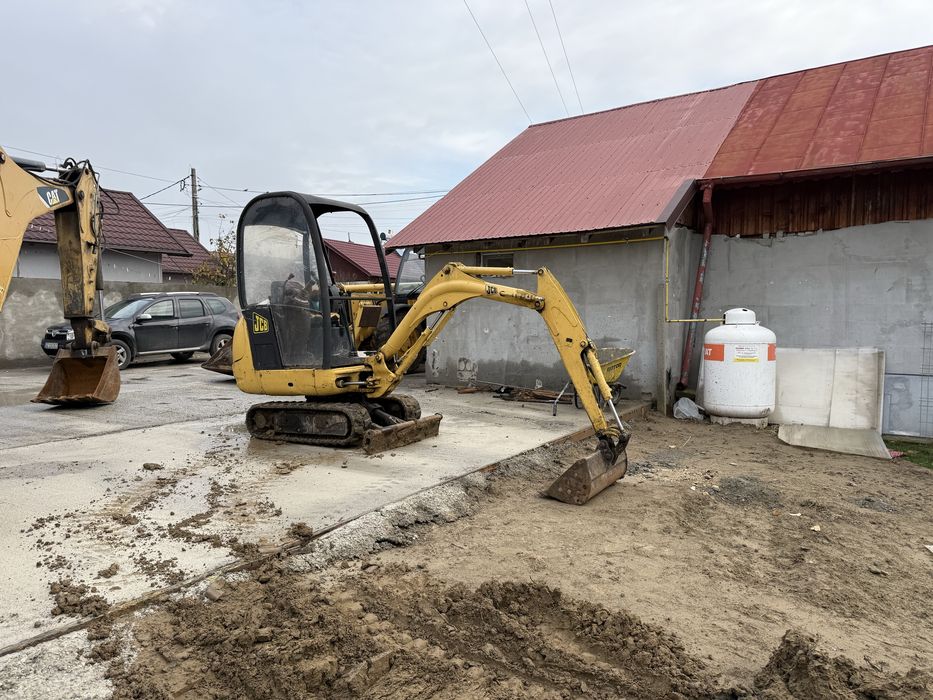 Mini excavator jcb 8018