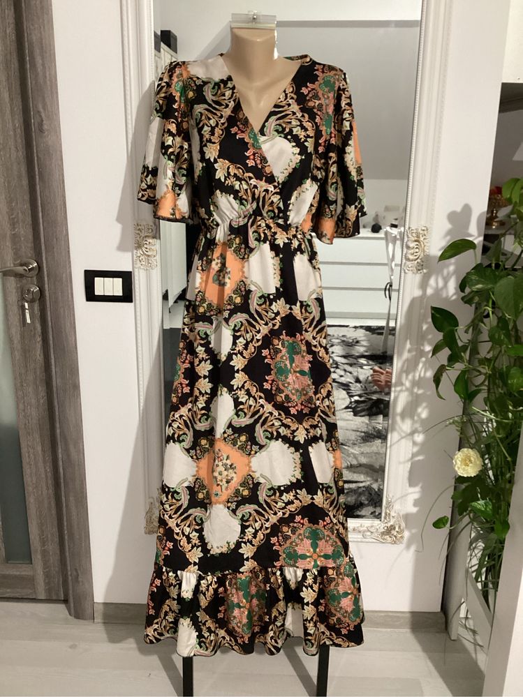 Rochie m-l elastica lunga