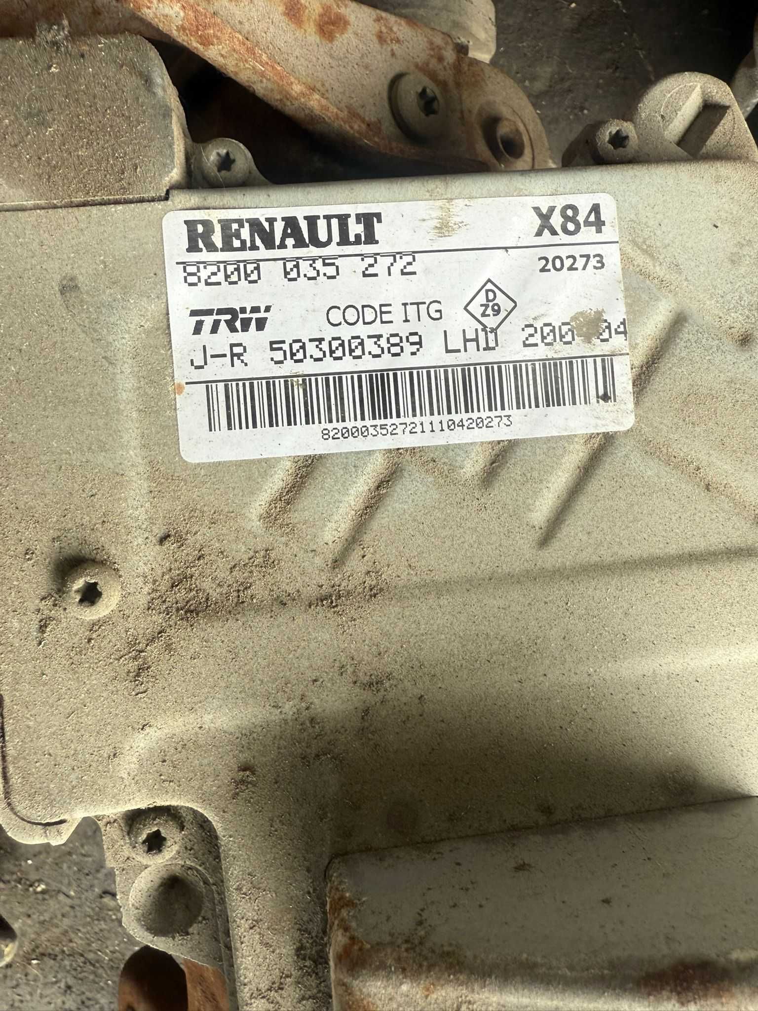 Кормилна колона за Renault Scenic 2 / Clio 2 / Megane 3 Fluence