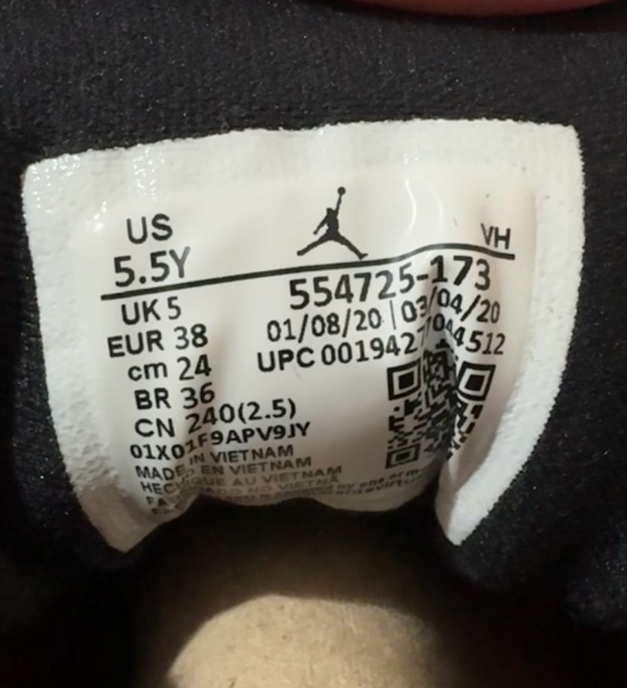 Air Jordan 1 Mid “Chicago” GS